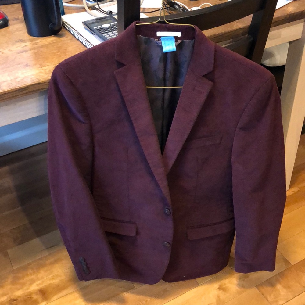 Maroon blazer. Size 38 R